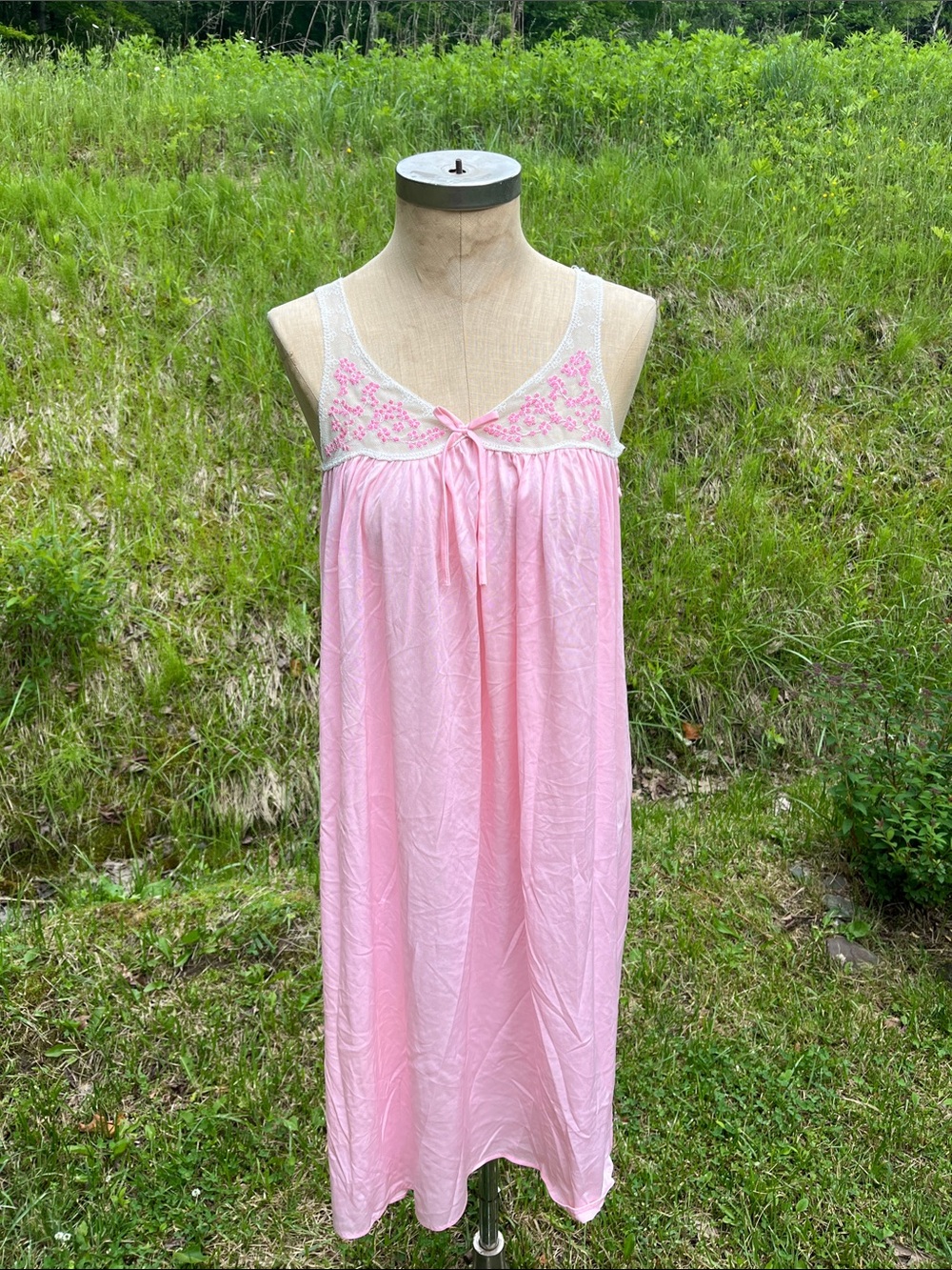 Women’s Pink Lace-Trim Nightgown